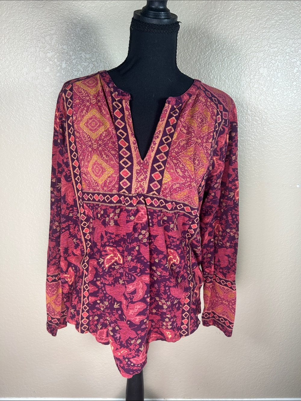 Lucky Brand Boho Printed Long Sleeve Peasant Top Medium M Burgundy Pink